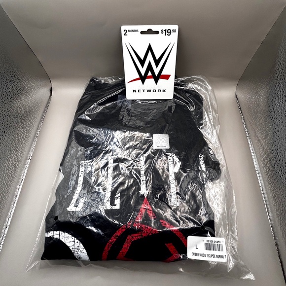 Ember Moon - Eclipse Normal Large T-Shirt New & Free Bonus WWE Access - Picture 5 of 6
